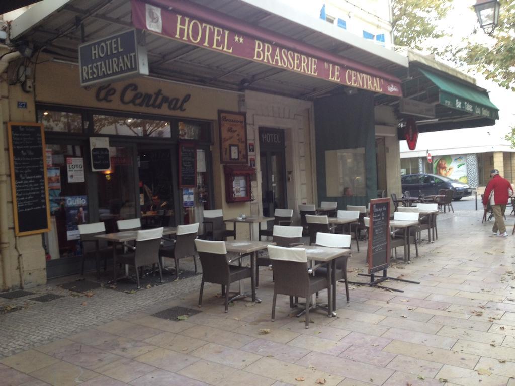 Hotel Restaurant Le Central Шаторенар Экстерьер фото